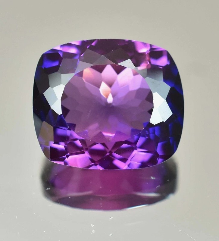 Flawless Natural Purple-Blue Tanzanite 31.50 CT Cushion IGL Certified Gems 6YHZ