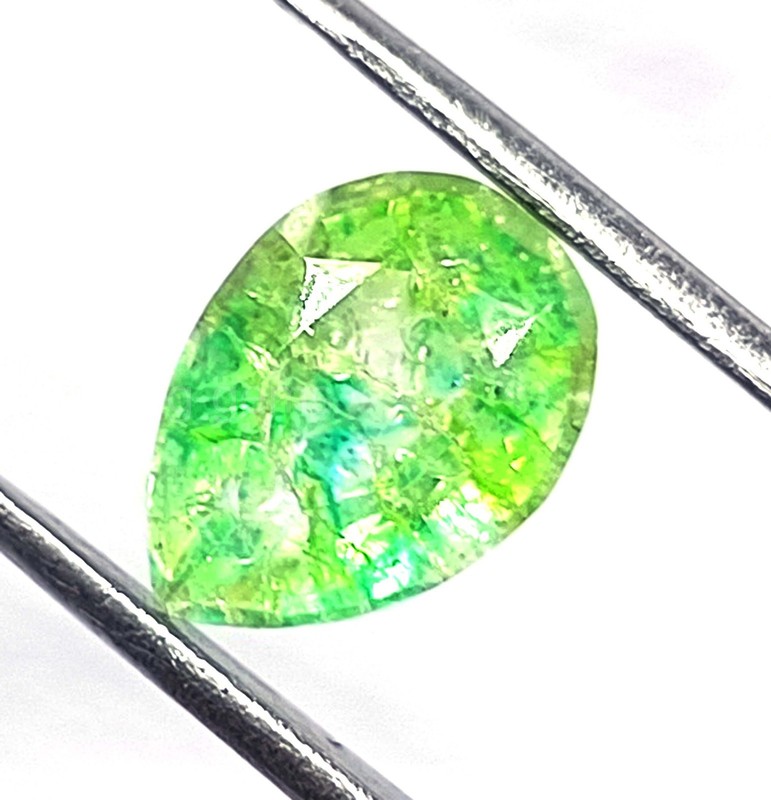 IGL Certified 5.90 Carat Natural Green Emerald Pear Shape Loose Gemstone 5DNG